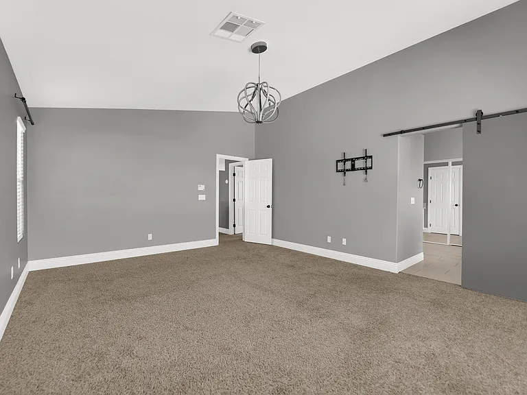 1913 Empoli Ct — Photo 22