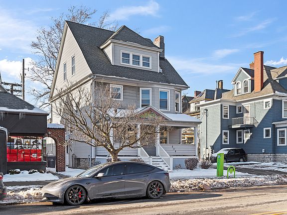 2nd image of 834 Elmwood Ave #1