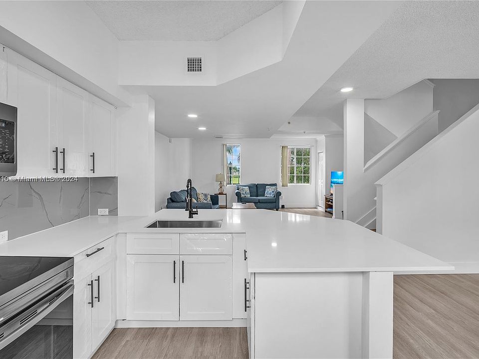 1st image of 2811 NE 185th St APT 802
