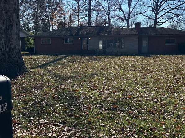 1995 Huntington Dr, Lima, OH 45806