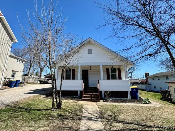 212 N Adams St, Festus, MO 63028