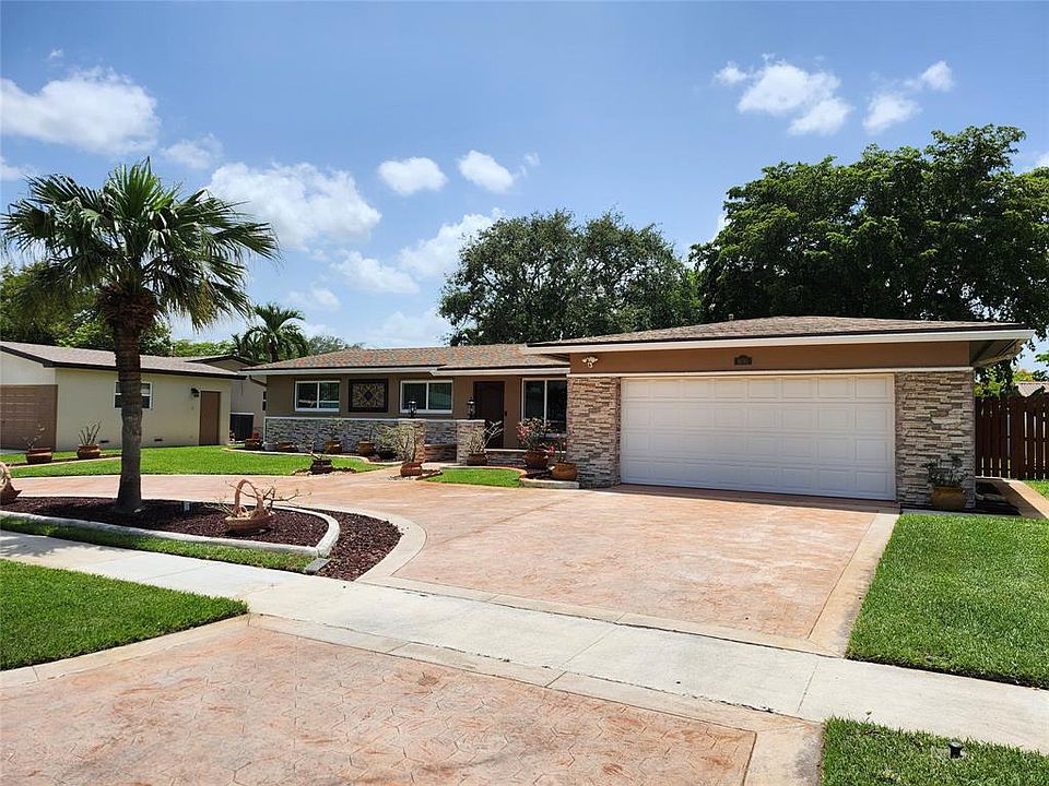 600 NW 93rd Ave, Pembroke Pines, FL 33024 | Zillow
