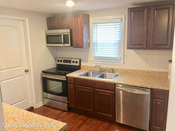 2nd image of 507 Wesley Ave