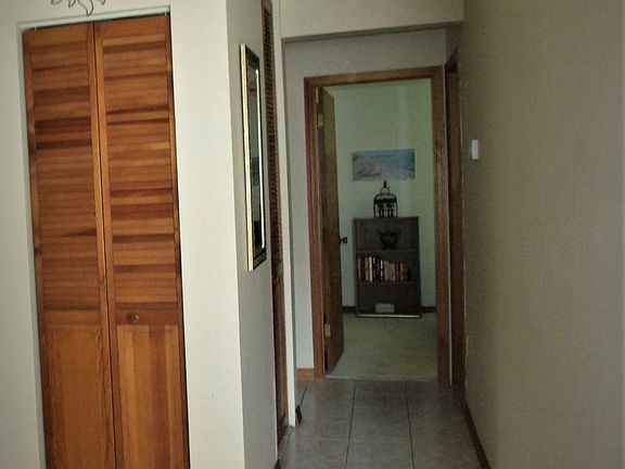 3rd image of 840 Center Ave #610