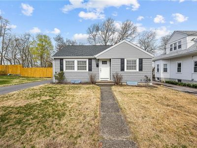 21 Delway Rd, East Providence, RI, 02914