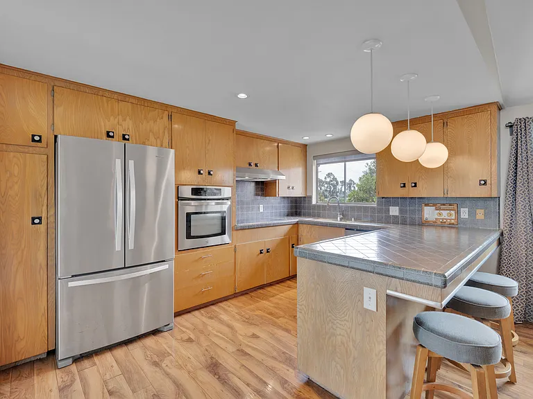 5621 Morro Way — Photo 13