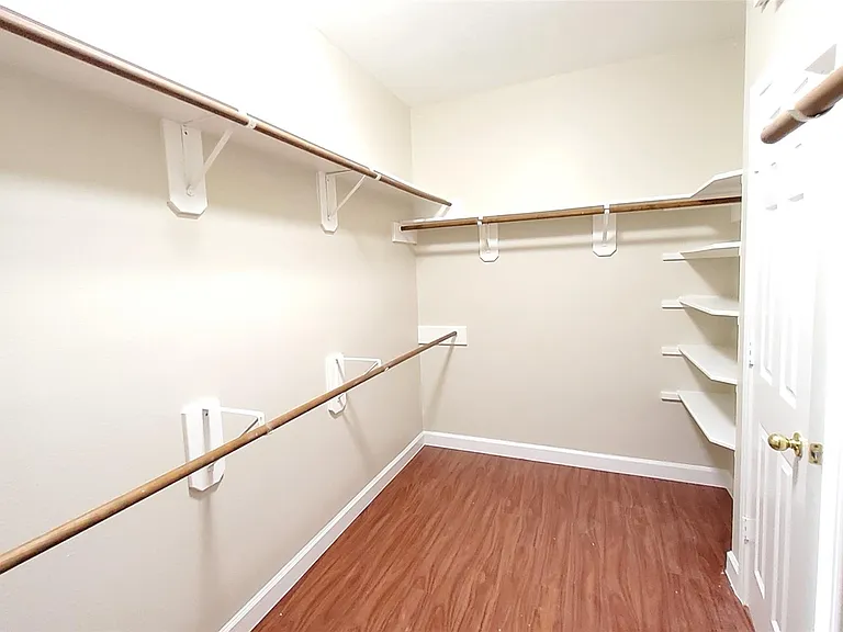 2707 Sun Beam Ct — Photo 13