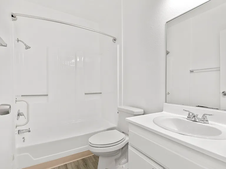 15316 Gault St #205 — Photo 8