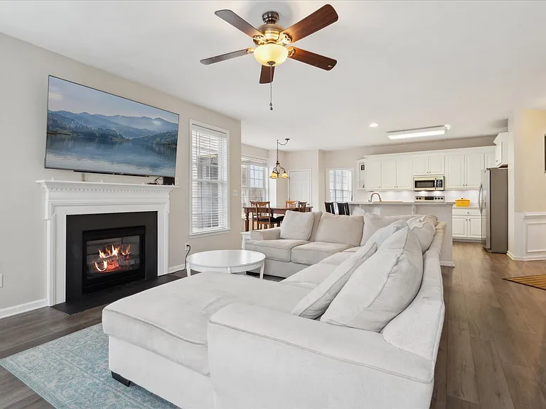 23140 Harbor Towne Dr — Photo 14