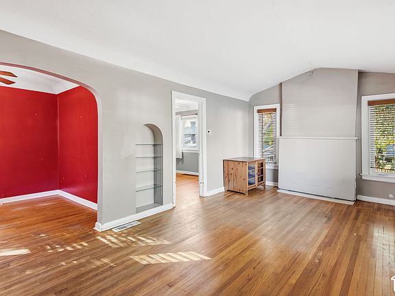 4th image of 1212 E Kensington Ave