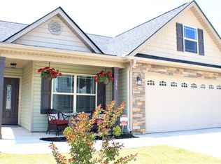 395 Aniken Cir, Boiling Springs, SC 29316