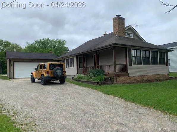 6378 Gale Rd, Atlas, MI 48411