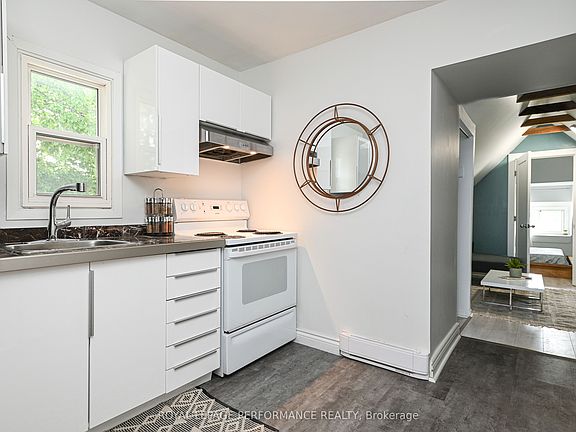 5th image of 123 Pamilla St #3
