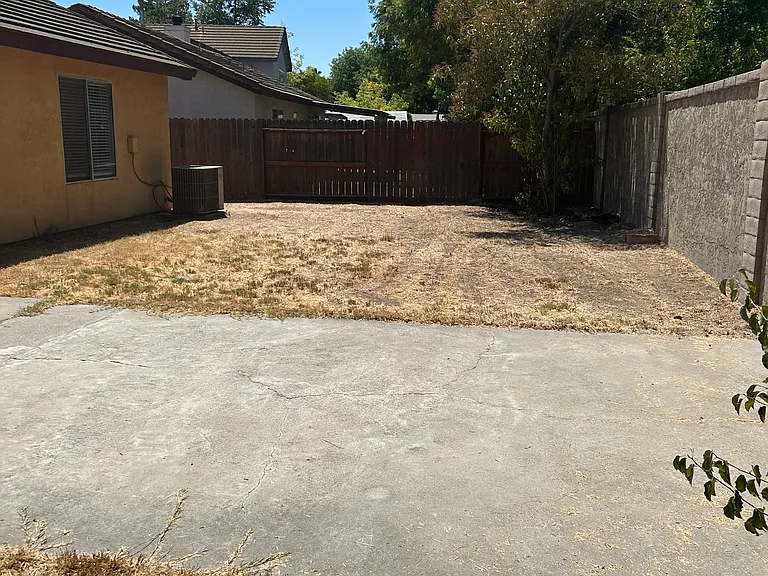 661 Waddell Way — Photo 15