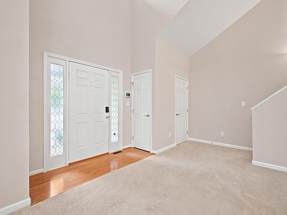 3rd image of 305 McGregor Dr #B