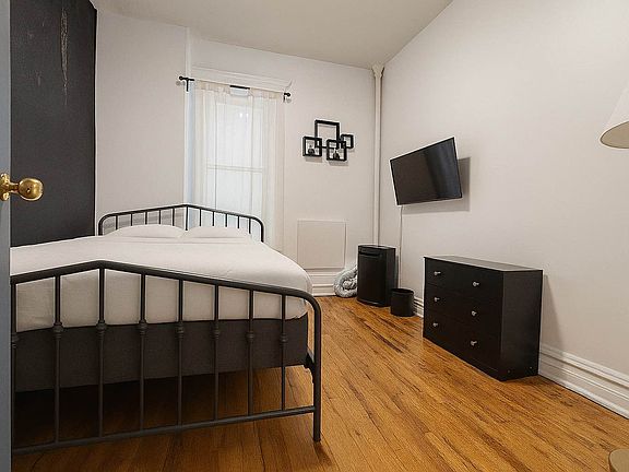 3rd image of 292 Saint Johns Pl APT 45