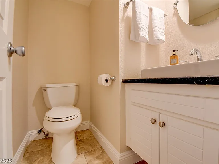 3111 Bel Air Dr #8E — Photo 35