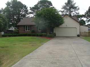 1002 Briarhill Ct, New Bern, NC 28562