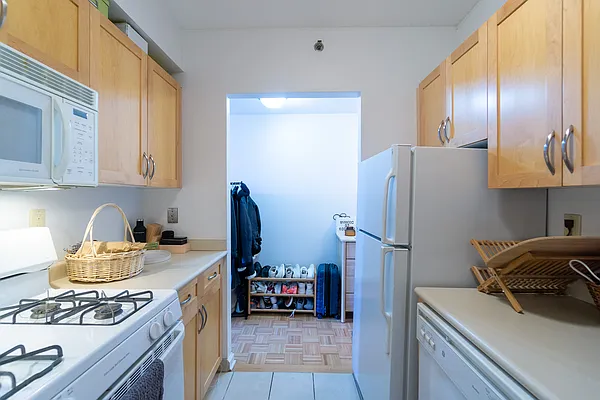 Rented by Compass | media 4