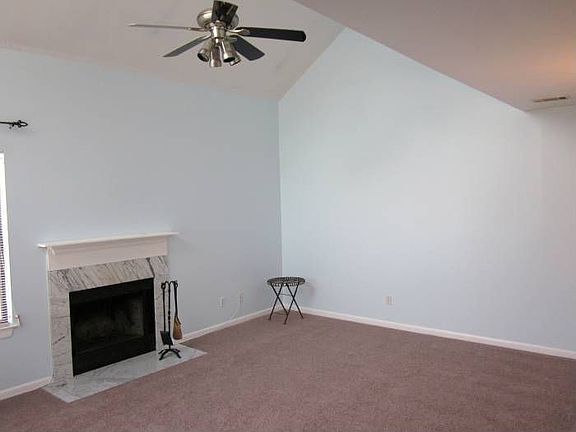 Living Room w/Fireplace