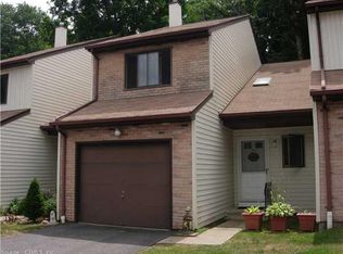 94 Oak Forest Dr #94, Manchester, CT 06042