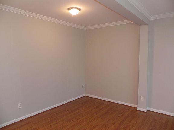 3rd image of 6607 Thomas Grant Ct