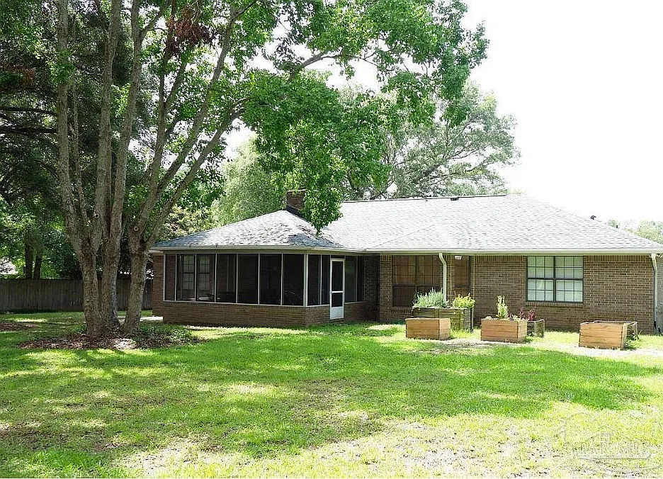 4 bed, 2895 sqft, $775 — Photo 4