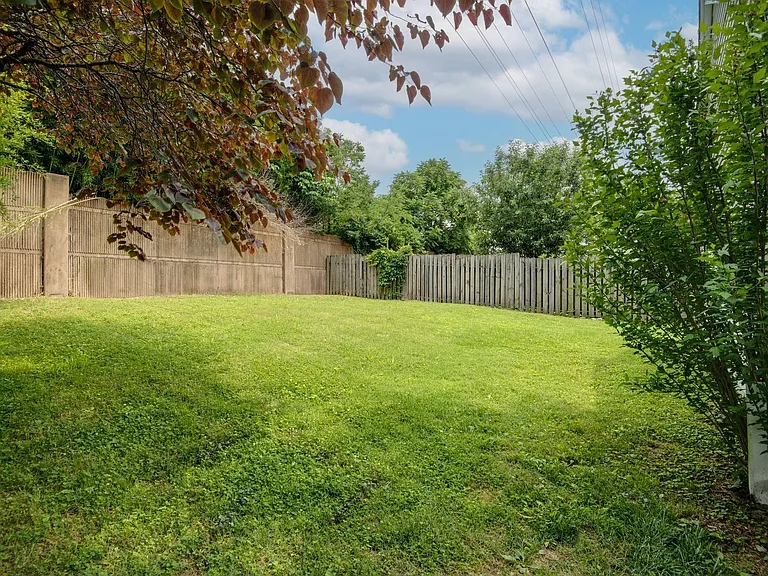 2716 Sharondale Ct — Photo 22