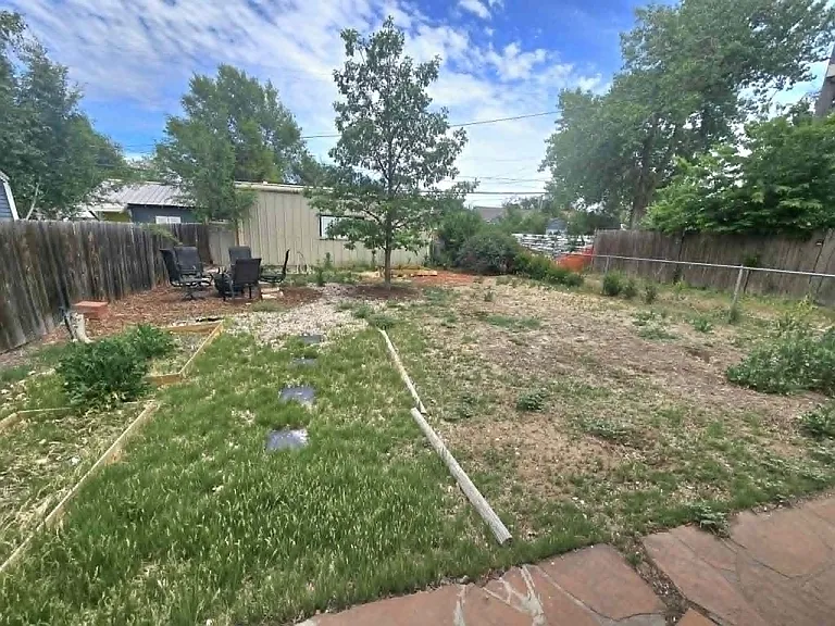 1014 19th Ave — Photo 3
