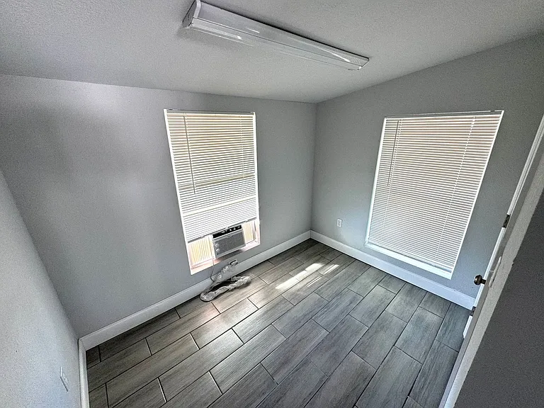 515 49th Avenue Terrace West — Photo 8