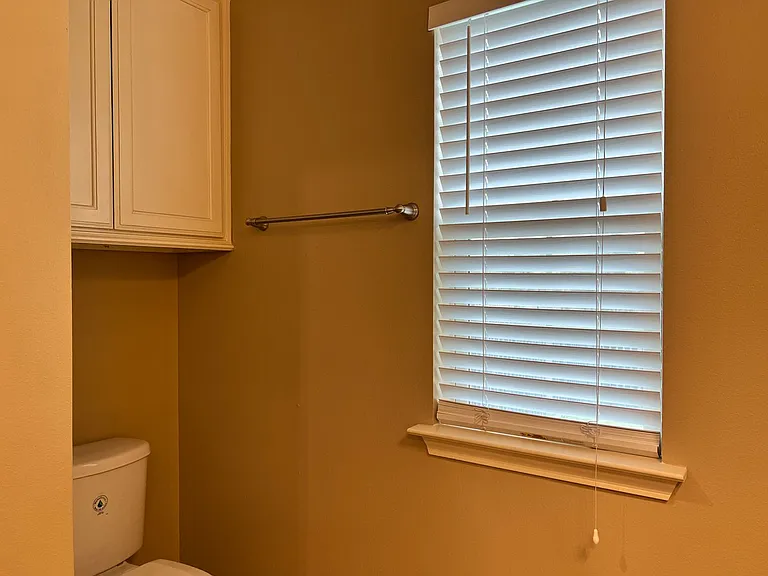9100 Shadow Oak Dr — Photo 21
