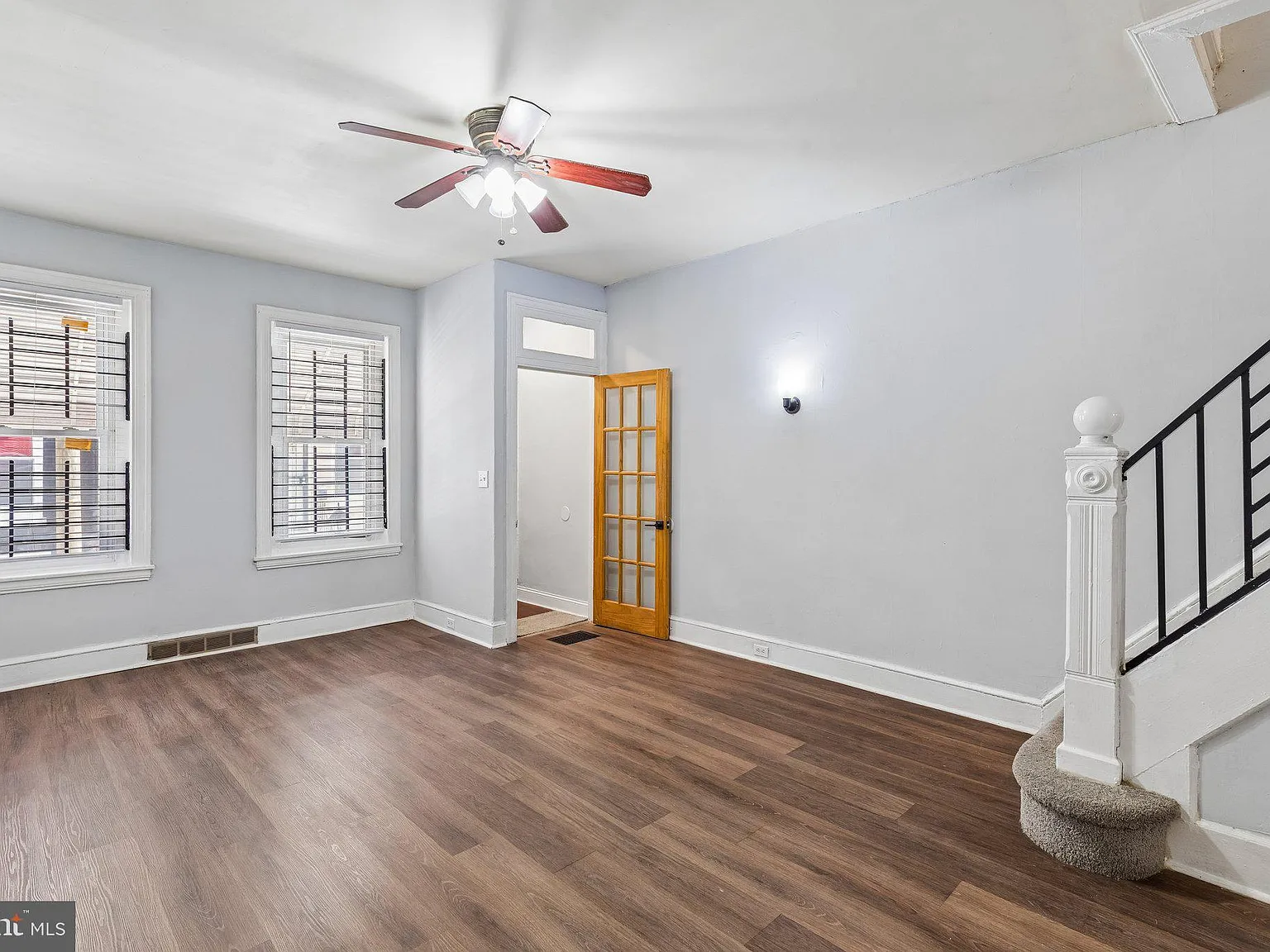3 bed, 2.0 bath, 1026 sqft, $1,500 — Photo 2