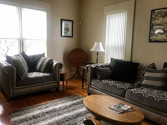 5th image of 3116 Olive St