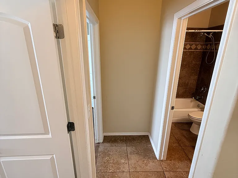 4118 Santiago Way — Photo 14