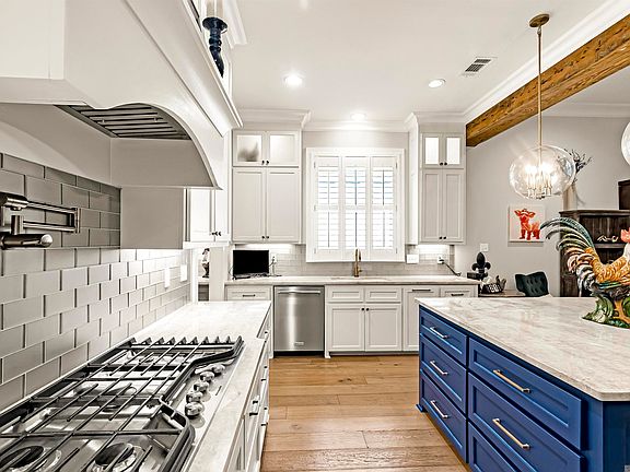 4th image of 9352 Inniswylde Dr