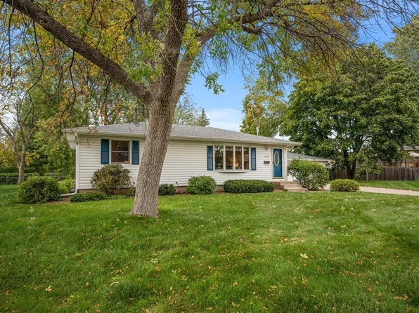 3919 71st Ct E, Inver Grove Heights, MN 55076