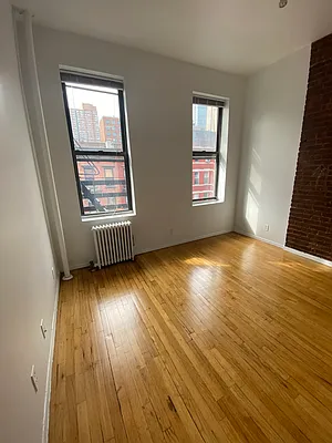 Rented by Oxford Property Group | media 32