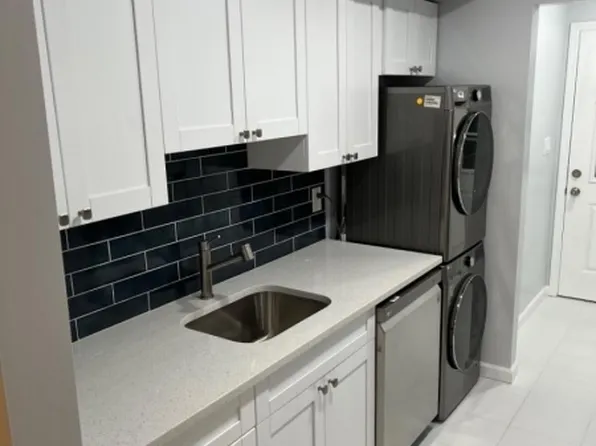 157 Tiffany Blvd #157, Newark City, NJ 07104