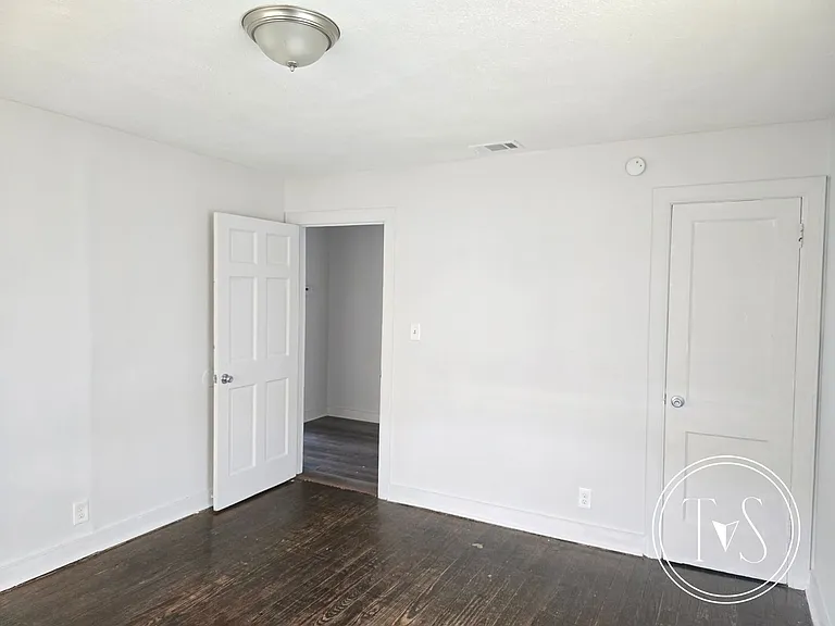 3708 Montgomery St — Photo 13