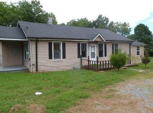 1100 Richards St, Dalton, GA 30721