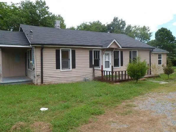 1100 Richards St, Dalton, GA 30721