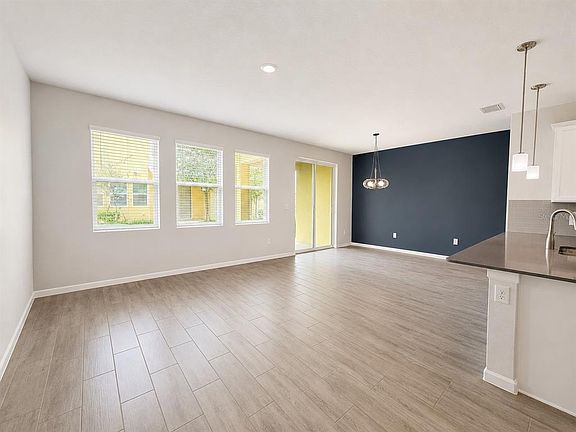 3rd image of 9317 TECUMSEH DRIVE