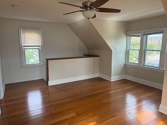 2nd image of 501 Forest Ave #3
