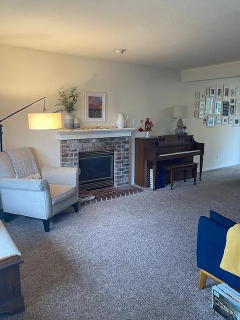 4111 SE Boise St — Photo 4