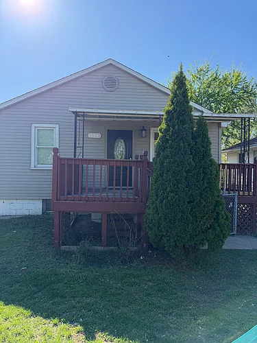 1623 S East Ln Photo 1