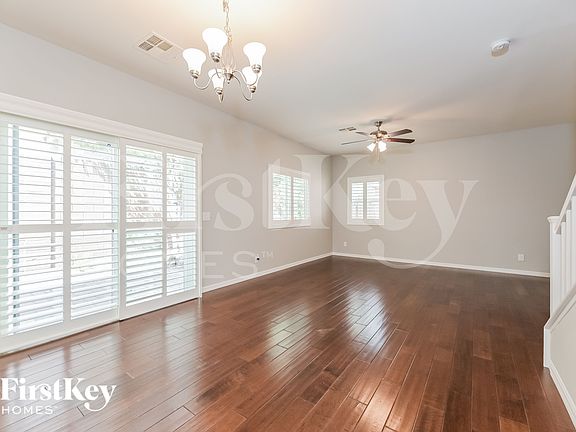 5th image of 8648 Clay Bluff Ave