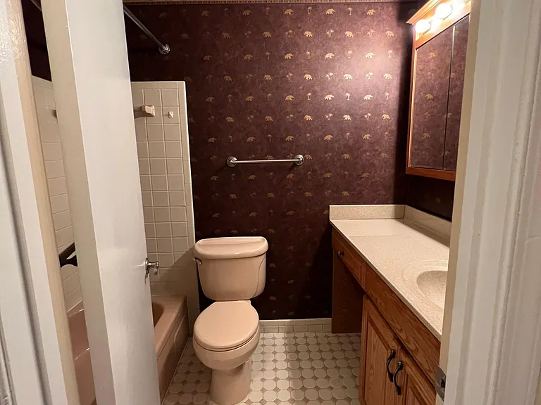 2105 Bucknell Ter — Photo 31