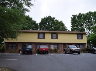 1337 13th St NE, Hickory, NC 28601