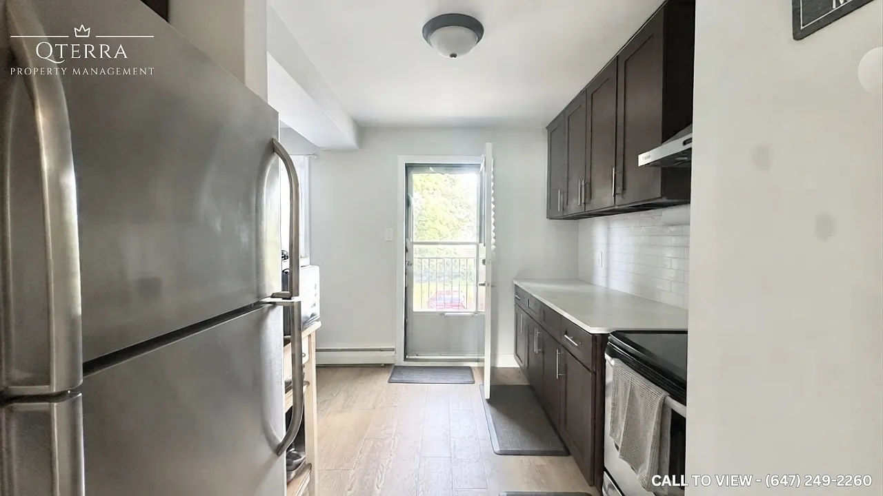 2 bed, 850 sqft, $1,895 — Photo 2