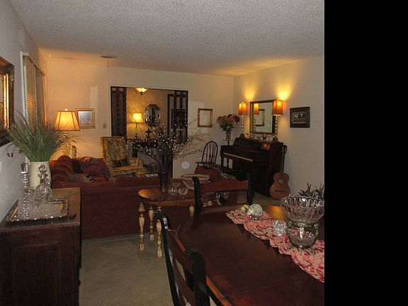 5th image of 3125 Martindale Dr